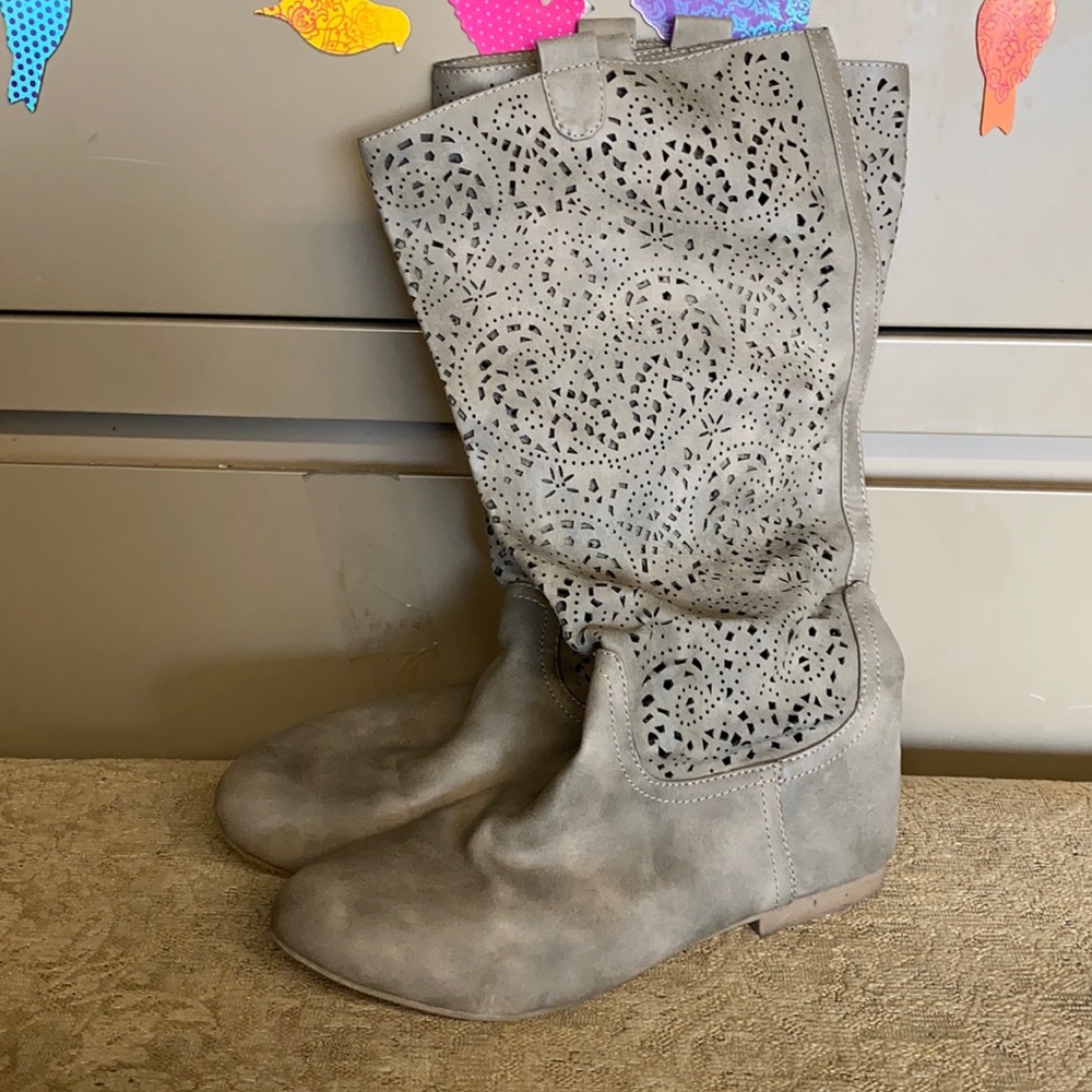 Crown Vintage Calf Length Boots with cutouts, slightly used, size 10